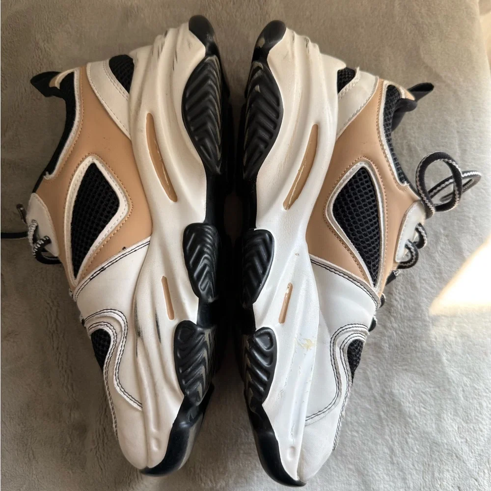 Steve Madden Black and Tan Chunky Sneakers - Picture 6 of 9